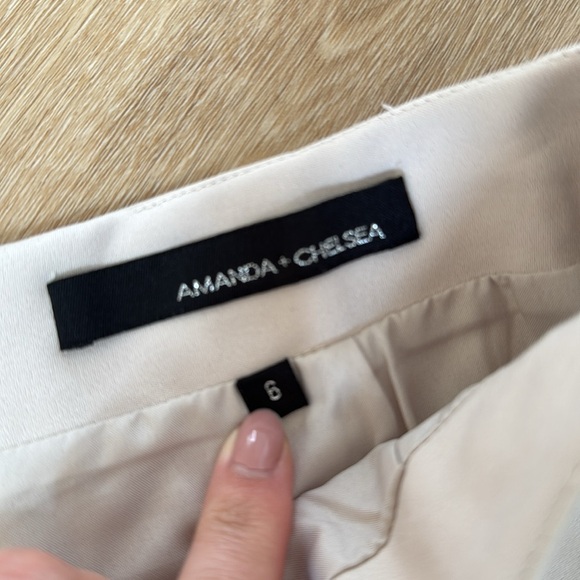 Amanda + Chelsea Skirt - Picture 3 of 3